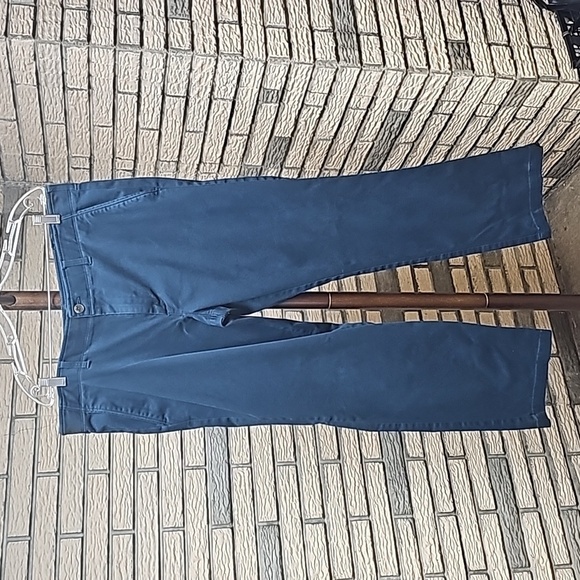 Haggar In Motion  Mens Pants.     Sz 38x32 - Picture 1 of 7